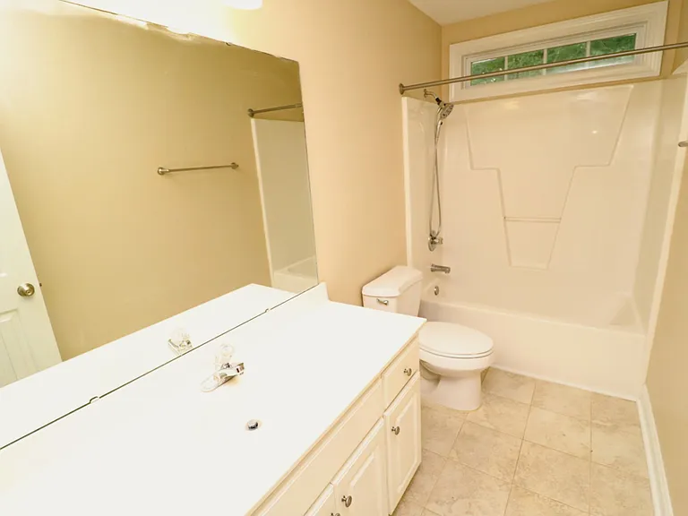 36 W Trafalgar Ct — Photo 31