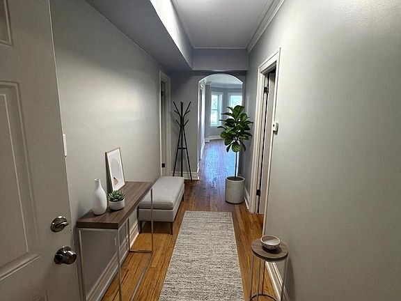 3rd image of 5019 W Maypole Ave #2R
