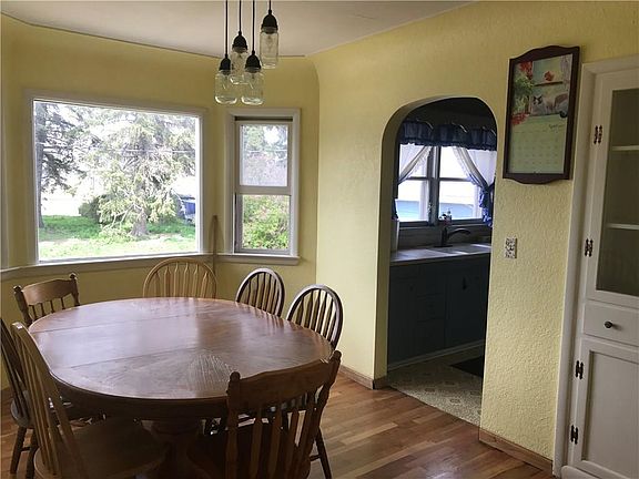 4th image of 1017 Wyoming Ave