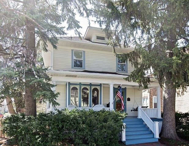 1st image of 202 Ashland Ave