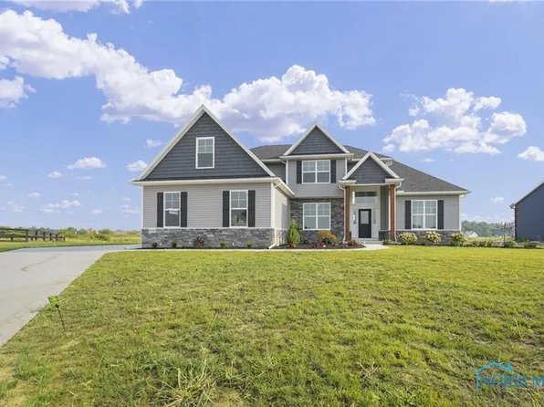 8550 Hocking Cv, Waterville, OH 43566