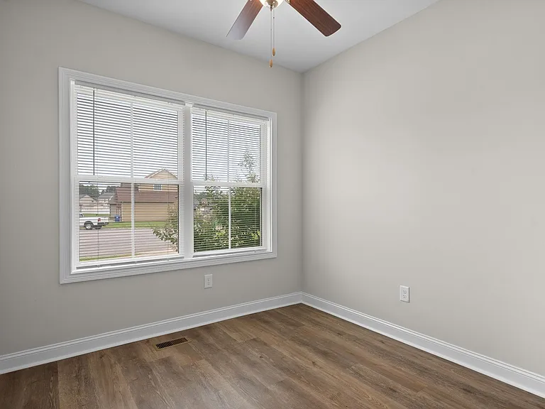 668 Crestone Ct — Photo 14