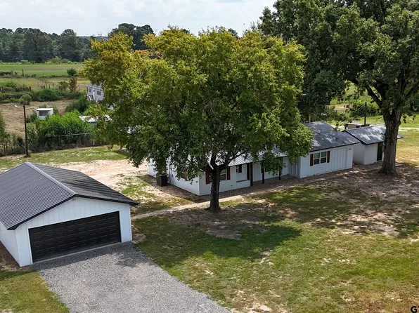 393 County Road 1105, Maud, TX 75567