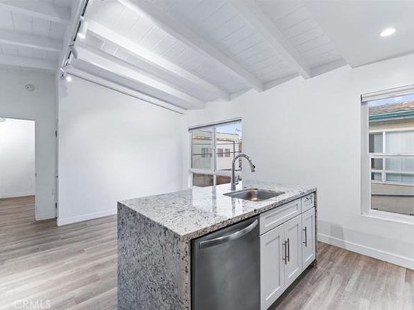 217 10th St APT 4