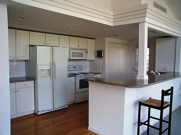 3rd image of 8191 Waterworks Dr