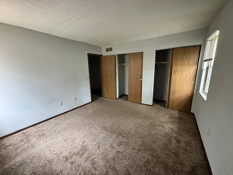 5266 Griffen House Ct — Photo 8