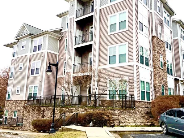 1301 Karen Blvd APT 201, Capitol Heights, MD 20743