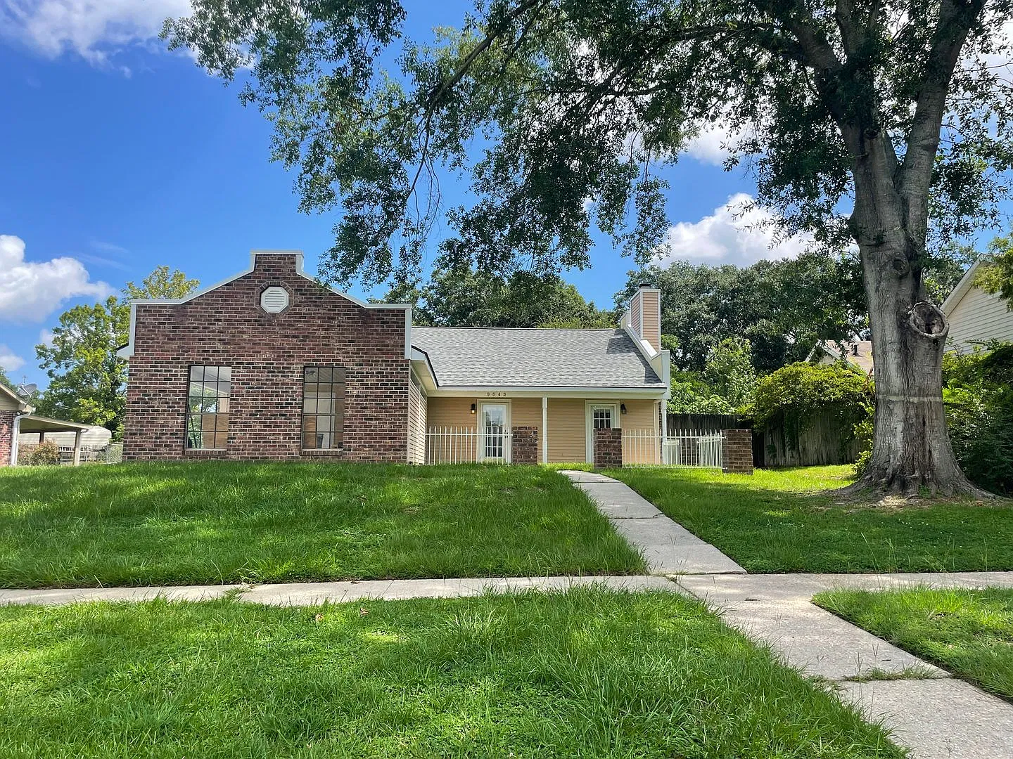 Welcome to this Beautiful 3 Bedroom 2 Bath Home! — Photo 1