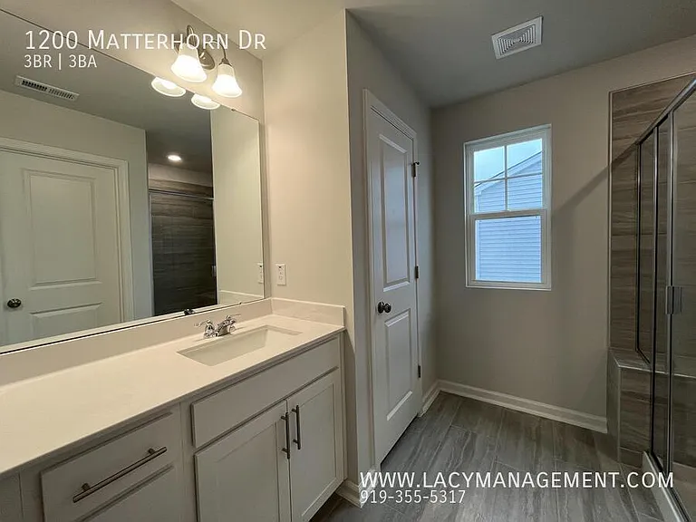 1200 Matterhorn Dr — Photo 14