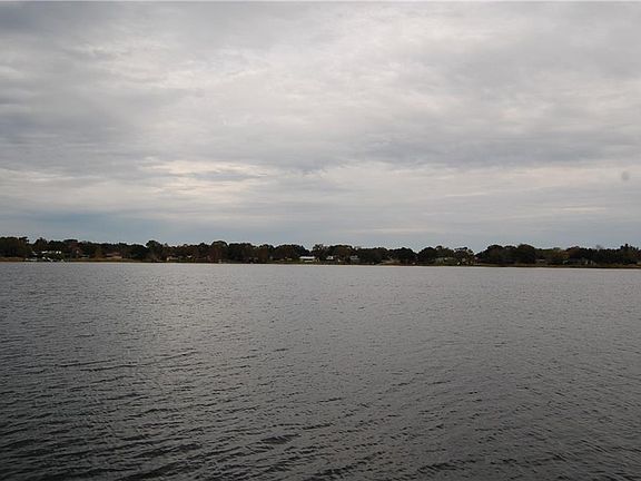 3rd image of 173 Lake Thomas Dr