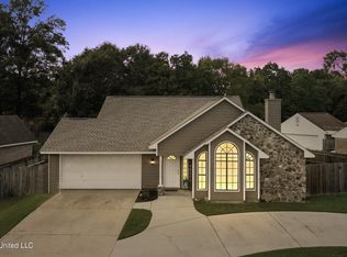 15204 Sunset Dr, Gulfport, MS 39503