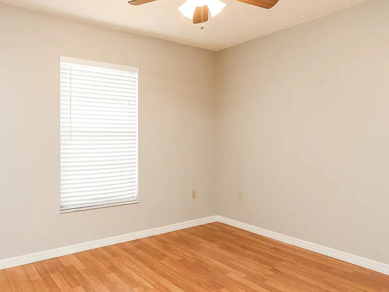 4913 Ithaca Ln — Photo 13