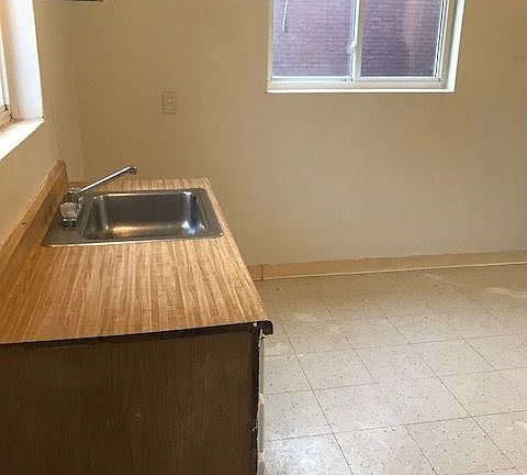 4th image of 5970 Glenway Dr Unit A