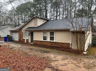 6342 Valley Dale Dr, Riverdale, GA 30274