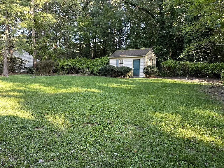 7405 Glastonburg Dr — Photo 19