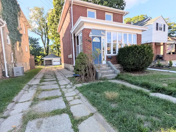 1420 Swantek St, Pittsburgh, PA 15204