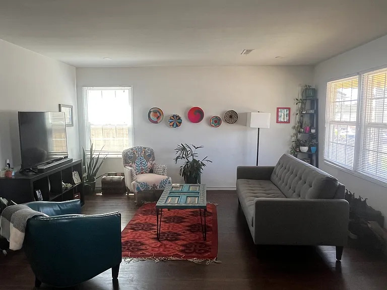 3504 Humphrey Ave — Photo 6