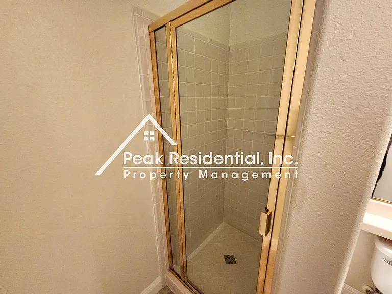 1044 Sandwick Way — Photo 18
