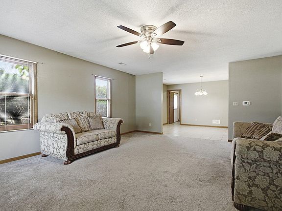 4th image of 4300 W Brookview Ter