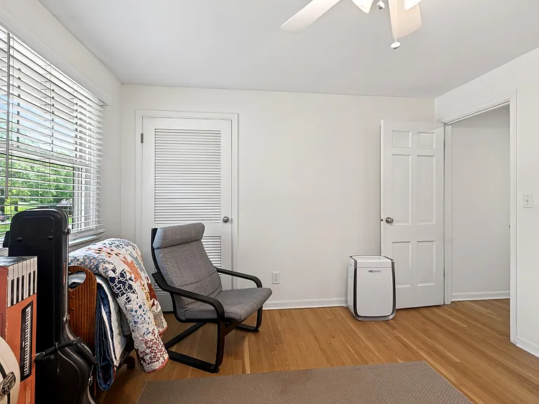 101 Davis Rd — Photo 38