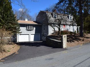 36 Highland Rd, Somerset, MA 02726