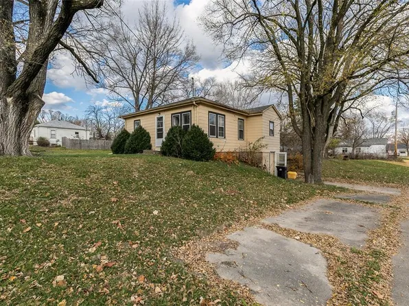 701 6th Ave, Coralville, IA 52241