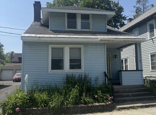 1823 8th St #2, Rensselaer, NY 12144