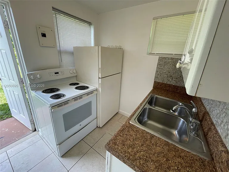 1567 NE 110th Ter #C — Photo 8