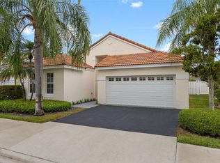 332 Bridgeton Rd, Fort Lauderdale, FL 33326