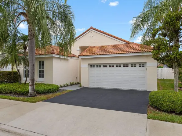 332 Bridgeton Rd, Fort Lauderdale, FL 33326