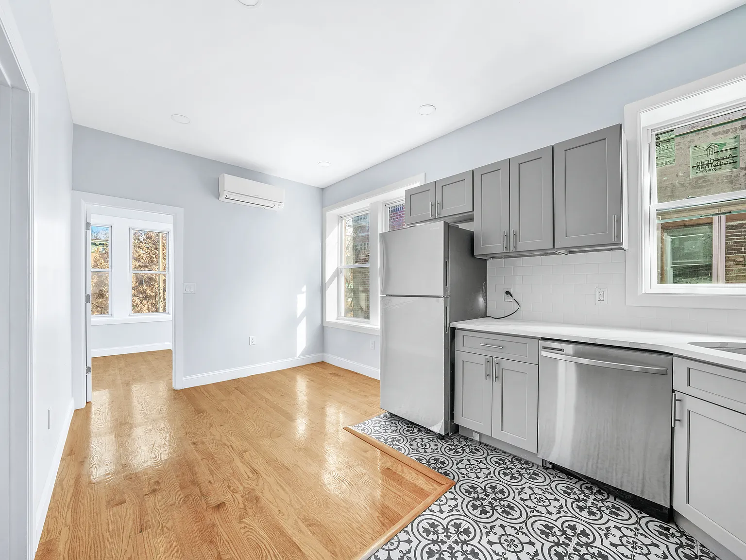 1170 Saint Mark's Avenue — Photo 3