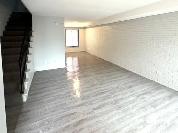 2012 Vawter St APT 4, Urbana, IL 61801