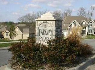 2515 NW 8th St, Blue Springs, MO 64015