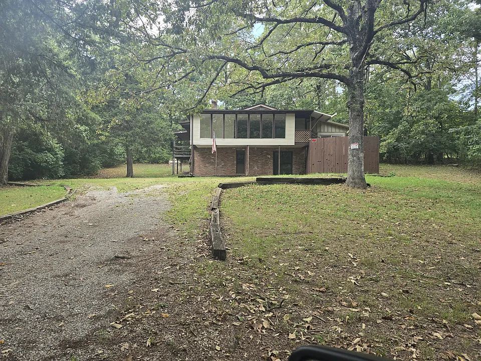 524 County Road 989