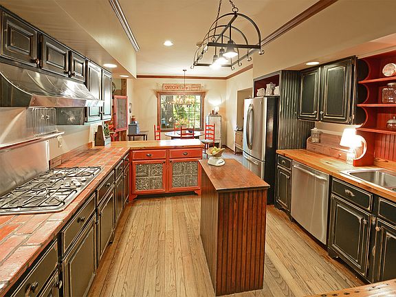 4th image of 6539 Pidgeon Hall Dr