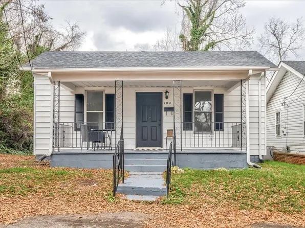 104 Albert St, Danville, VA 24541
