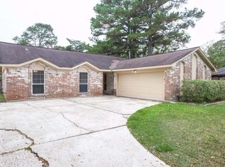 1306 Sherwood St, Baytown, TX 77520