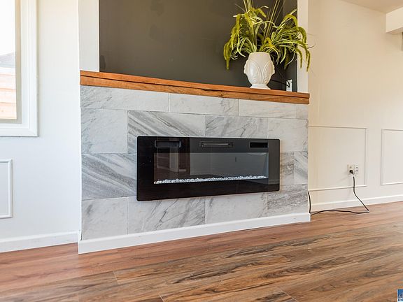 4th image of 210 E Orcas Ave
