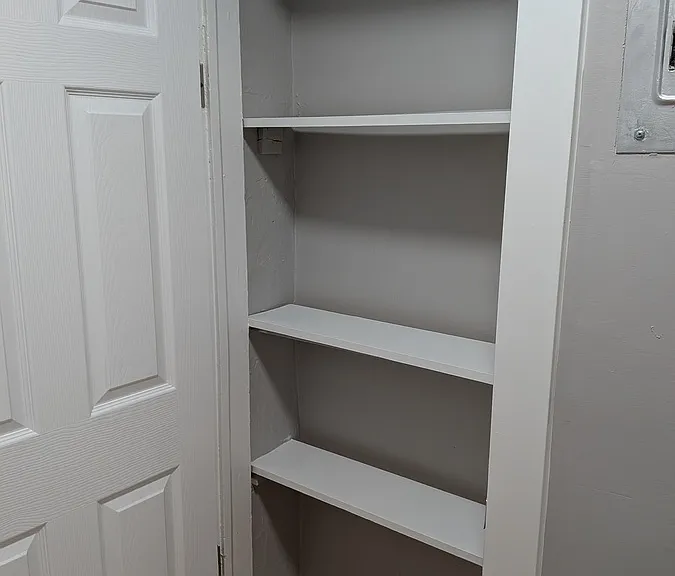 315 William St — Photo 18