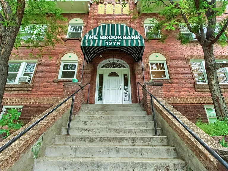 1275 N Clarkson St #1 — Photo 21