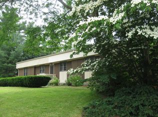 570 Shore Rd, Bourne, MA 02532