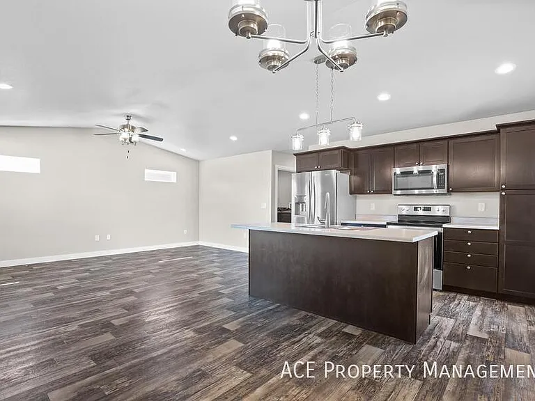 5339 Coal Bank Dr — Photo 4