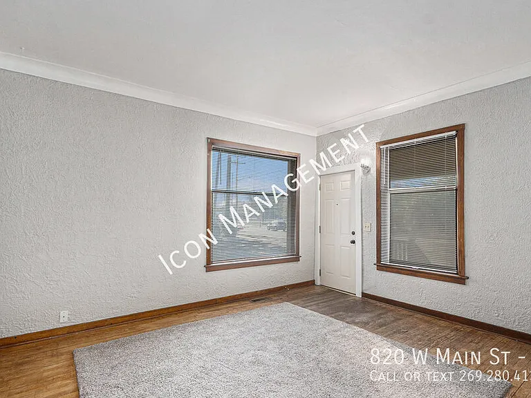 820 W Main St #1 — Photo 3