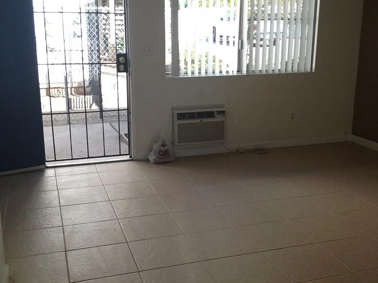 1512 Oakdale Ave — Photo 10