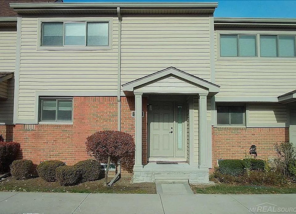 1st image of 3733 Old Creek Rd