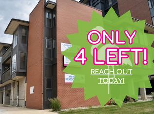 806 S 3rd St #304, Champaign, IL 61820