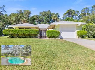 9 Crompton Pl, Palm Coast, FL 32137