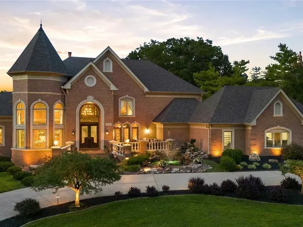 12947 Sunset Bluff Ct, Saint Louis, MO 63127