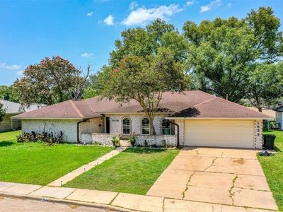 1639 Neptune Ln, Houston, TX, 77062