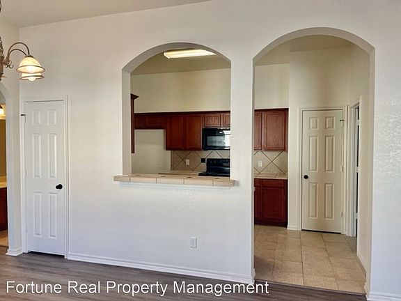 5th image of 1414 Piedmont Dr